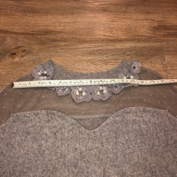 SNIDEL Angora Wool Blend Sheer Shoulder Flower Appliqué Cropped Sweater - Picture 8 of 10